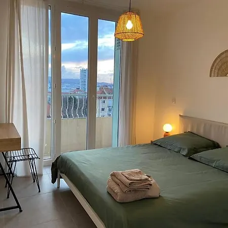 Lägenhet Le Bellevue, T5 Vue-mer Centre Toulon